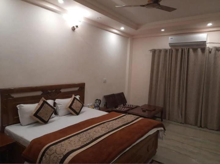 Dharamshala Paradise Sheela ภายนอก รูปภาพ