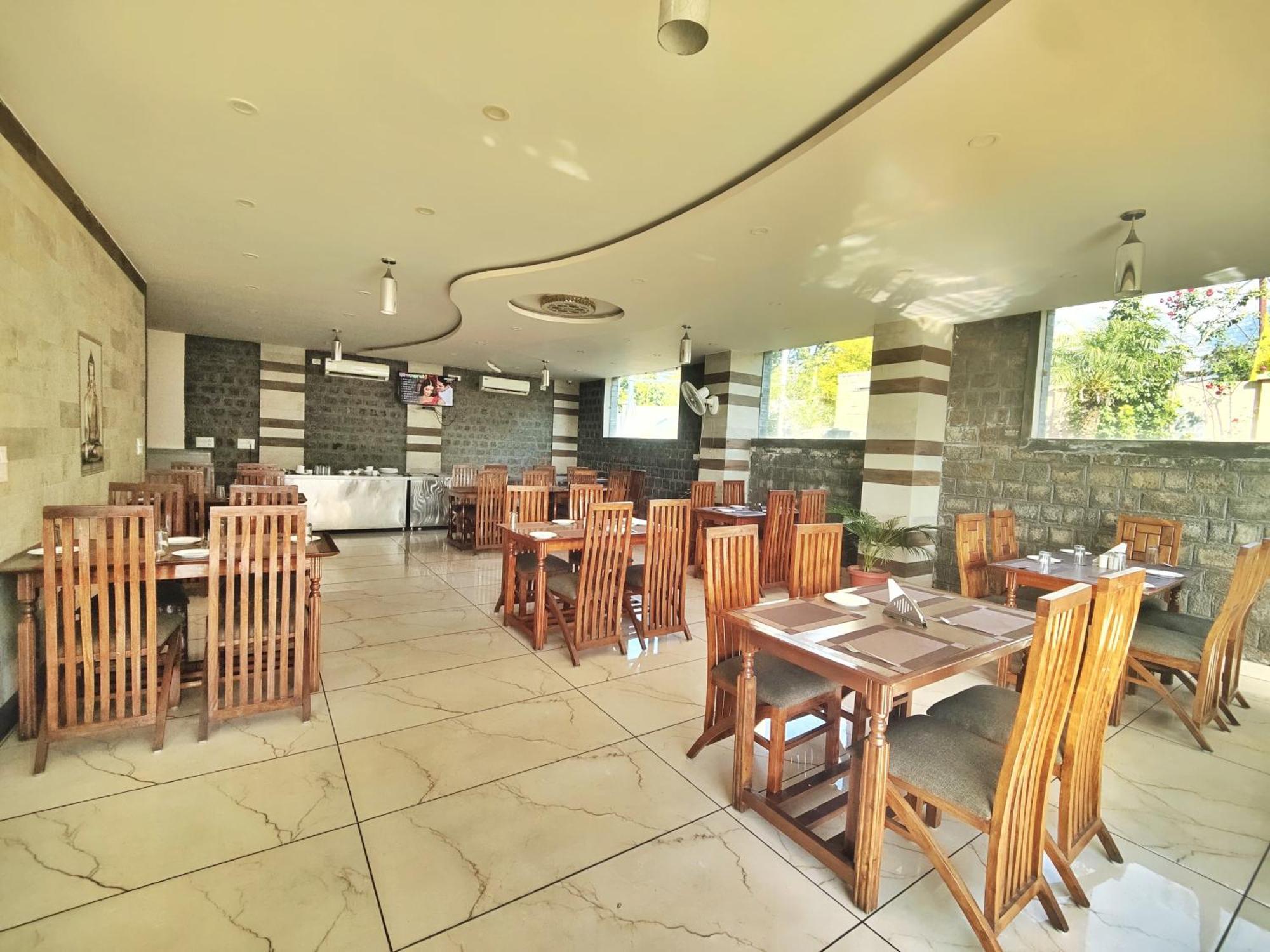 Dharamshala Paradise Sheela ภายนอก รูปภาพ